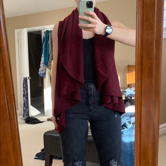 Cardigan shawl sweater - Picture 3 of 3